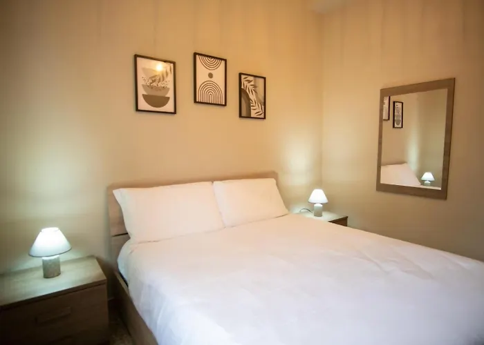Apartment Vatican Comfortable 5 Bedroom Flat - 6 Min Metro A By Orpi Rent
