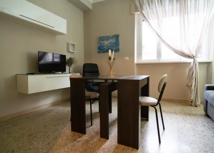 Vatican Comfortable 5 Bedroom Flat - 6 Min Metro A By Orpi Rent *