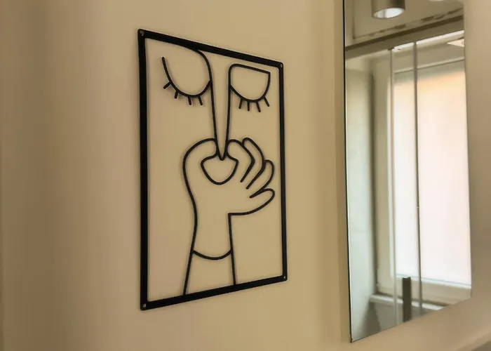 Apartment Vatican Comfortable 5 Bedroom Flat - 6 Min Metro A By Orpi Rent