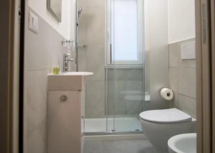 Apartment Vatican Comfortable 5 Bedroom Flat - 6 Min Metro A By Orpi Rent